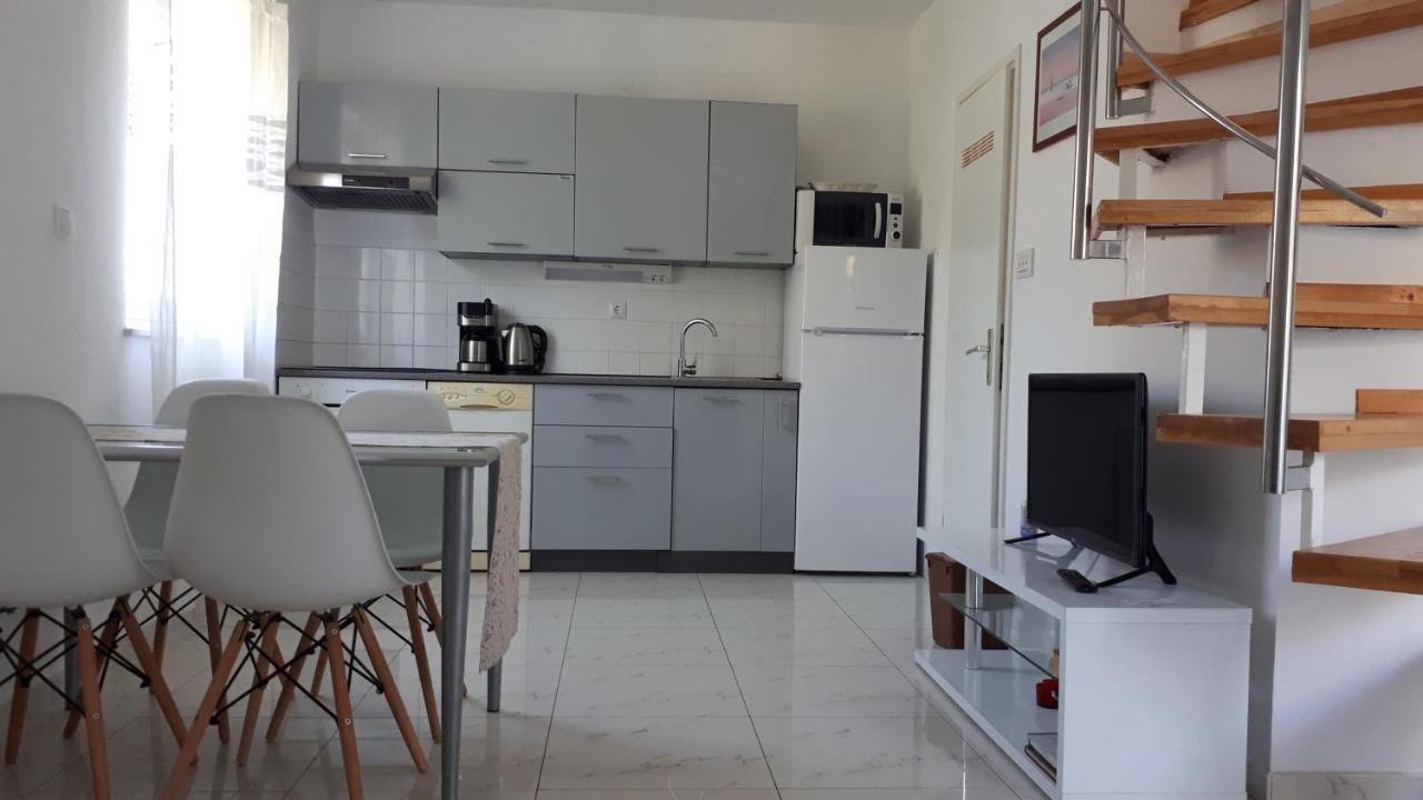 Apartment Pejnovic Малинська Екстер'єр фото