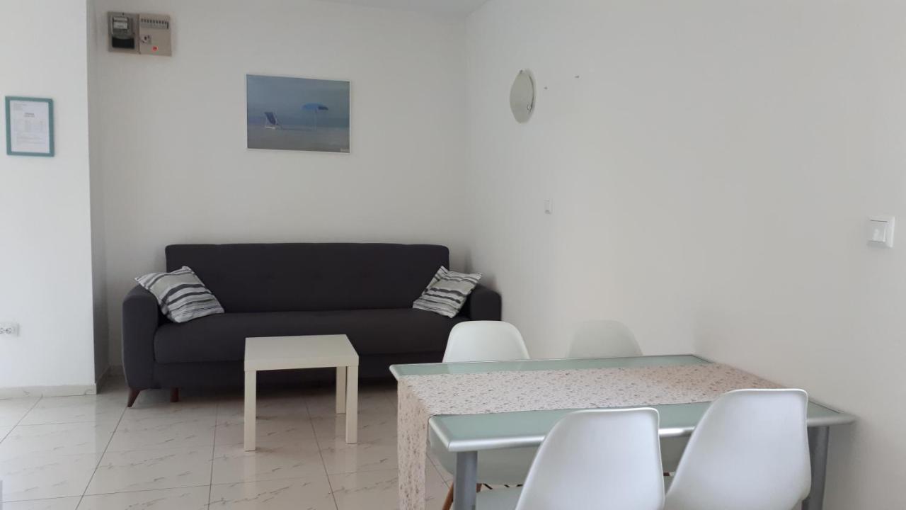 Apartment Pejnovic Малинська Екстер'єр фото